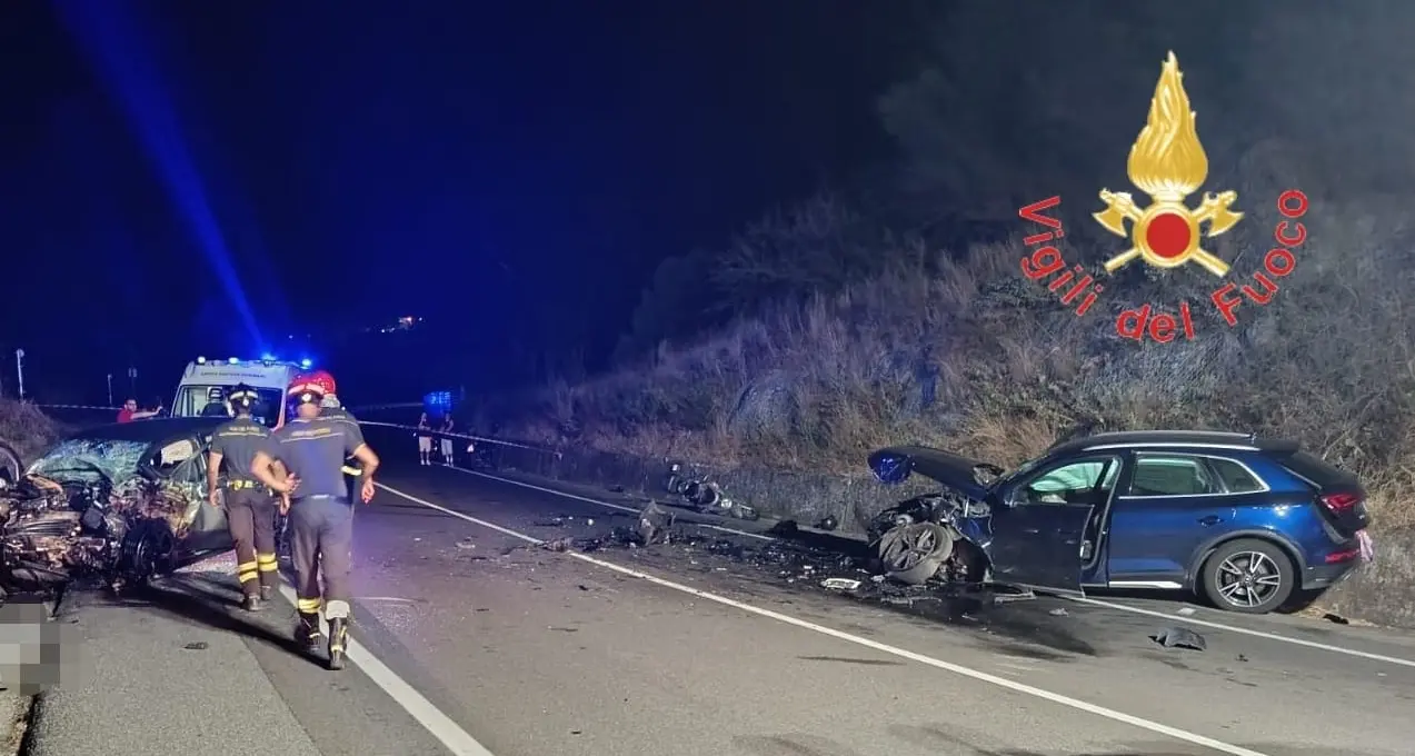 Incidente mortale sulla statale 106 nel Catanzarese: una vittima e tre feriti nei pressi dello svincolo di Pietragrande\n