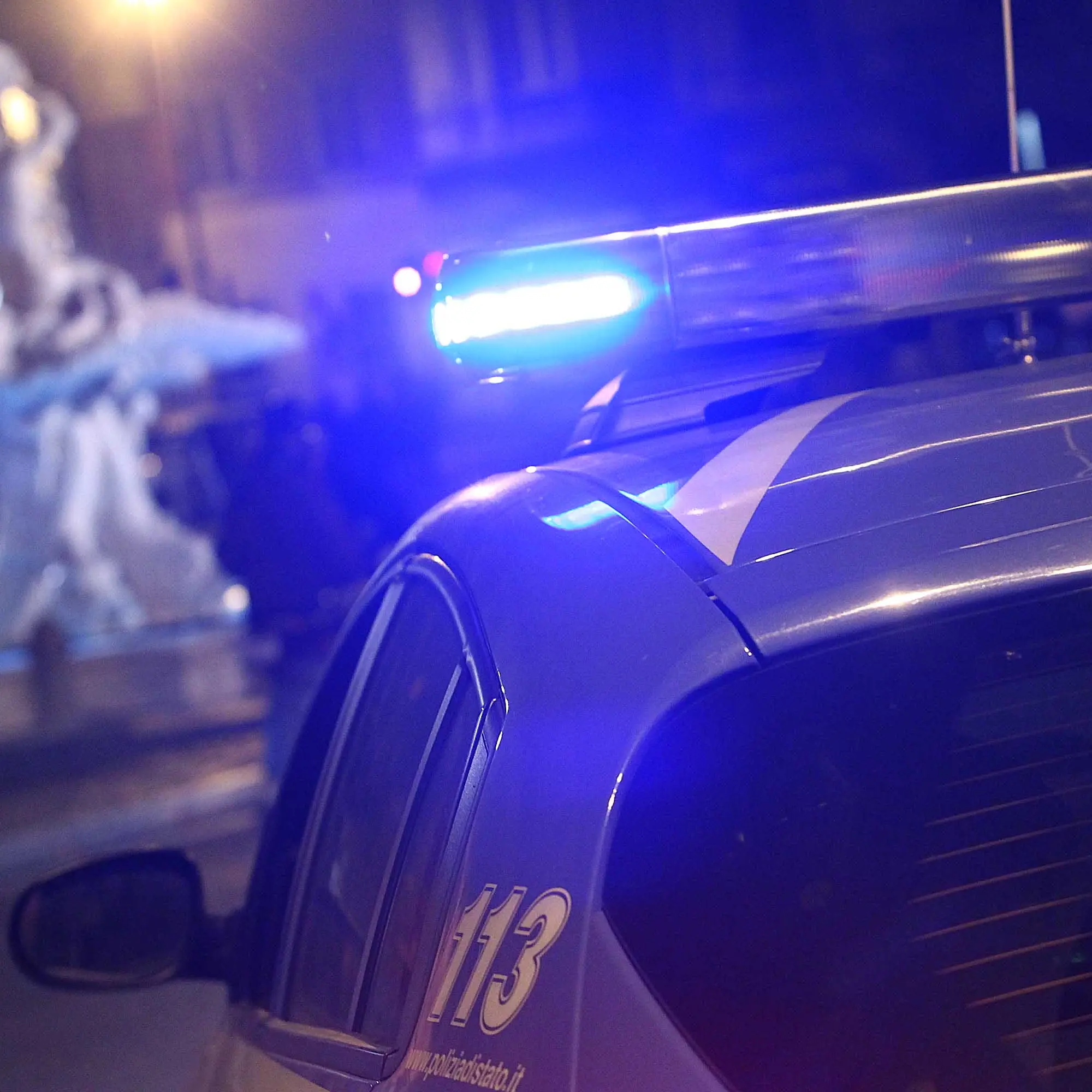 Corigliano-Rossano, violenze fuori da una discoteca: 7 giovani colpiti dal DACUR\n