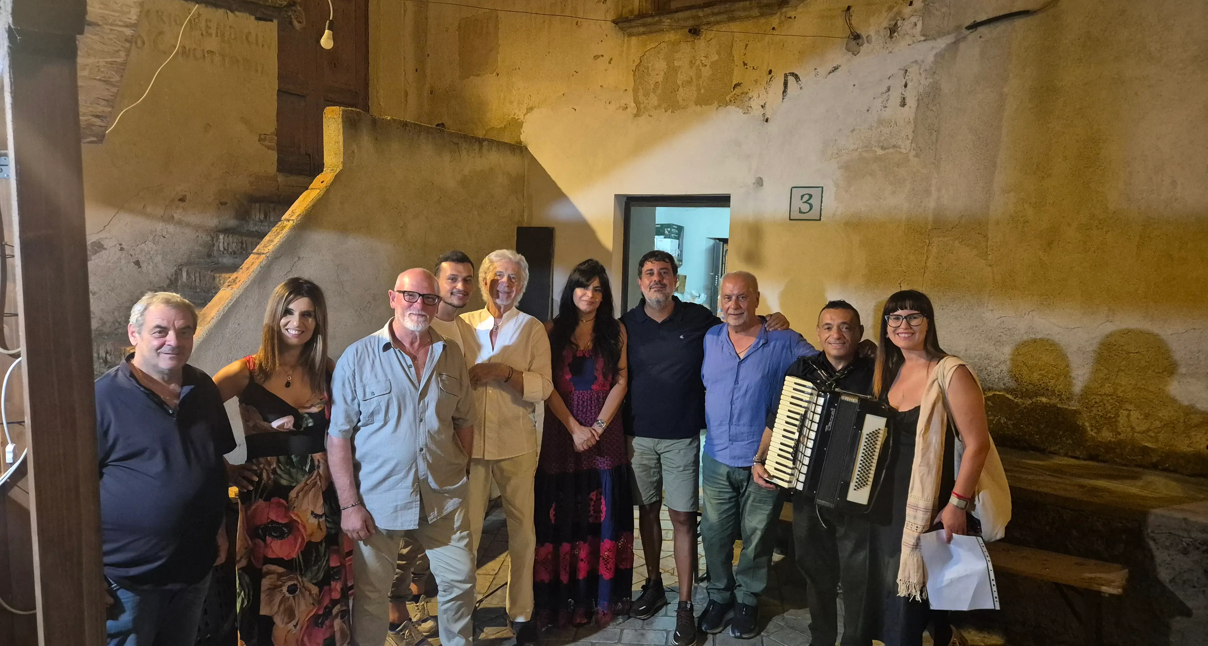 Denata Ndreca incanta Vaccarizzo Albanese: «La poesia è memoria, libertà e resistenza\n