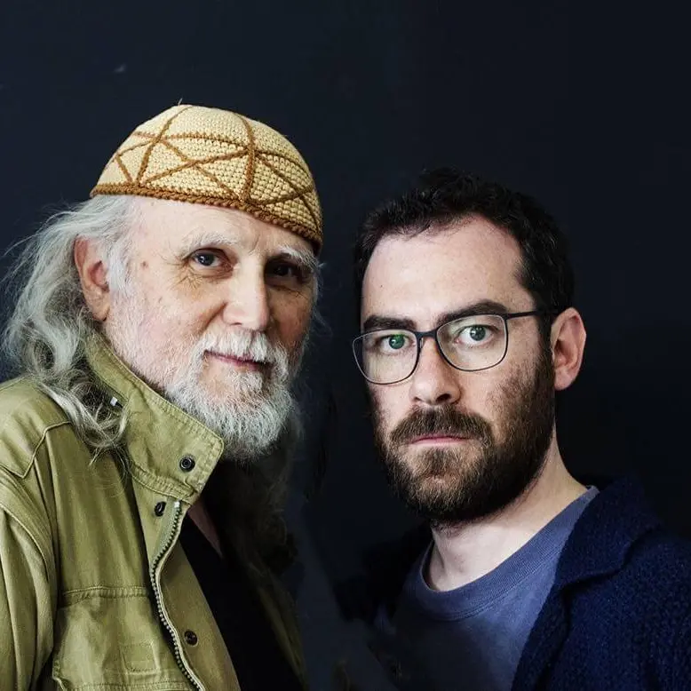 Catonateatro, domani in scena “Le Supplici” con Moni Ovadia e Mario Incudine\n