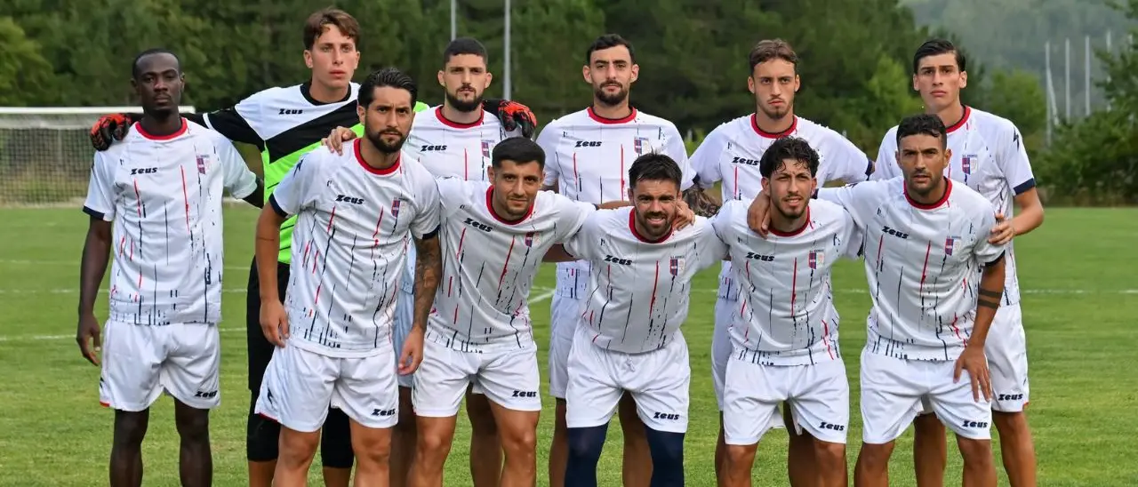 La Vibonese scalda i motori, il 23 agosto l’esordio in Coppa Italia contro l’Avola. Putrino: «Provate a credere in questa squadra»\n