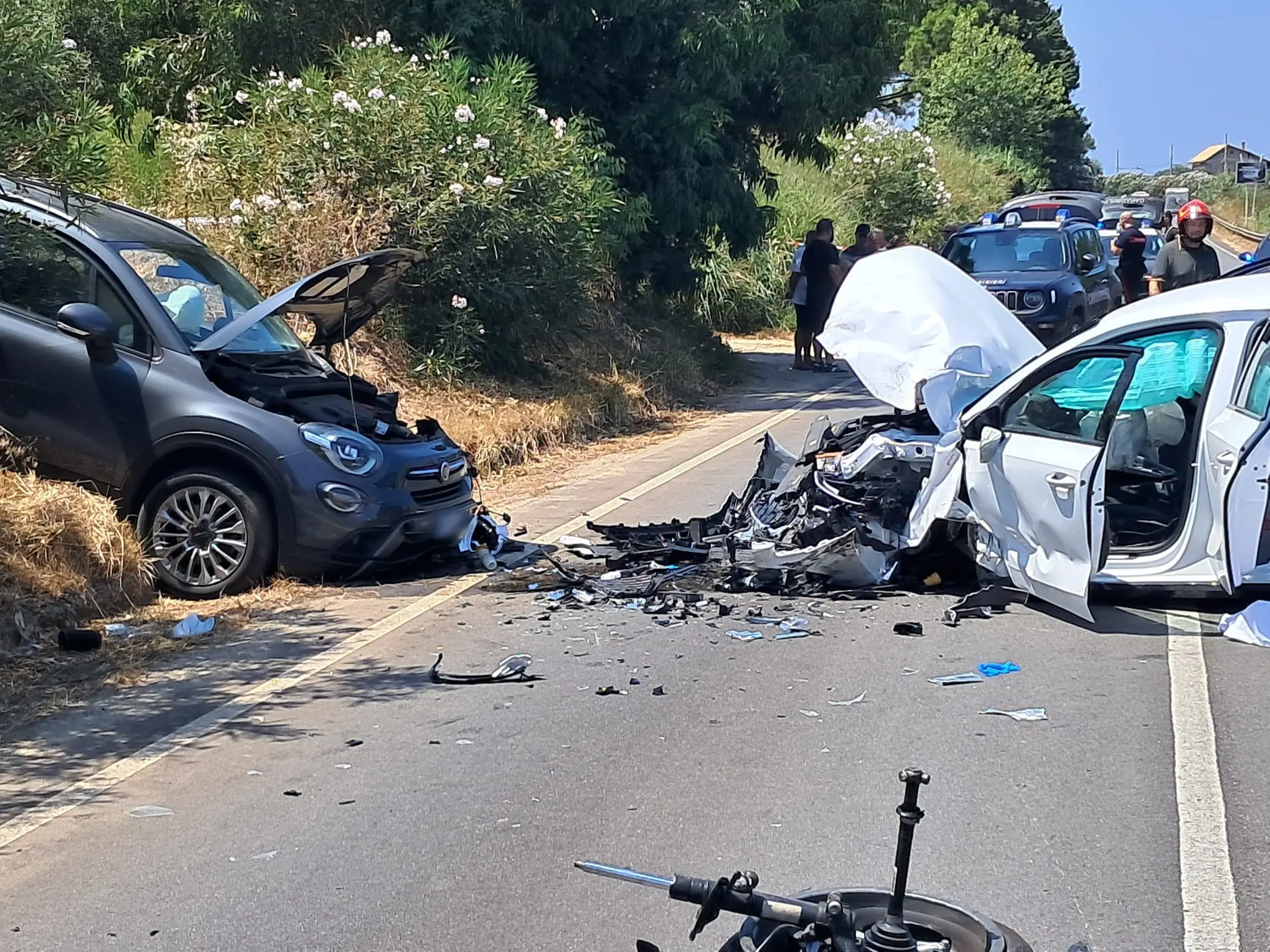 Tragico incidente sulla ex\u00A0522 a Zambrone, muore una 77enne: quattro feriti e strada ancora chiusa al traffico\n