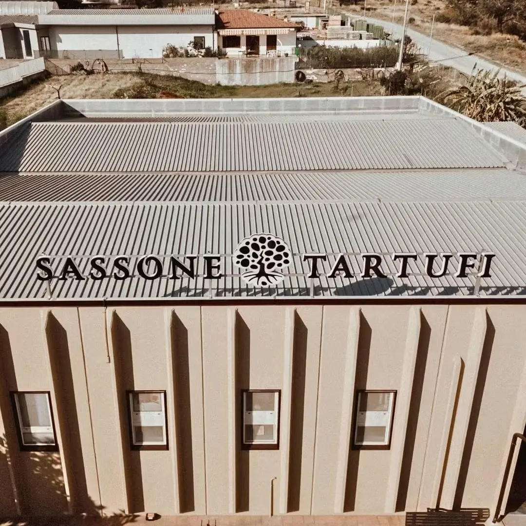 Sassone Tartufi: precisazioni in merito all’incendio che ha interessato lo stabilimento\n