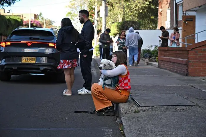 Violento terremoto di magnitudo 7.7 in Colombia: il Paese trema ma non ci sono danni nè vittime\n