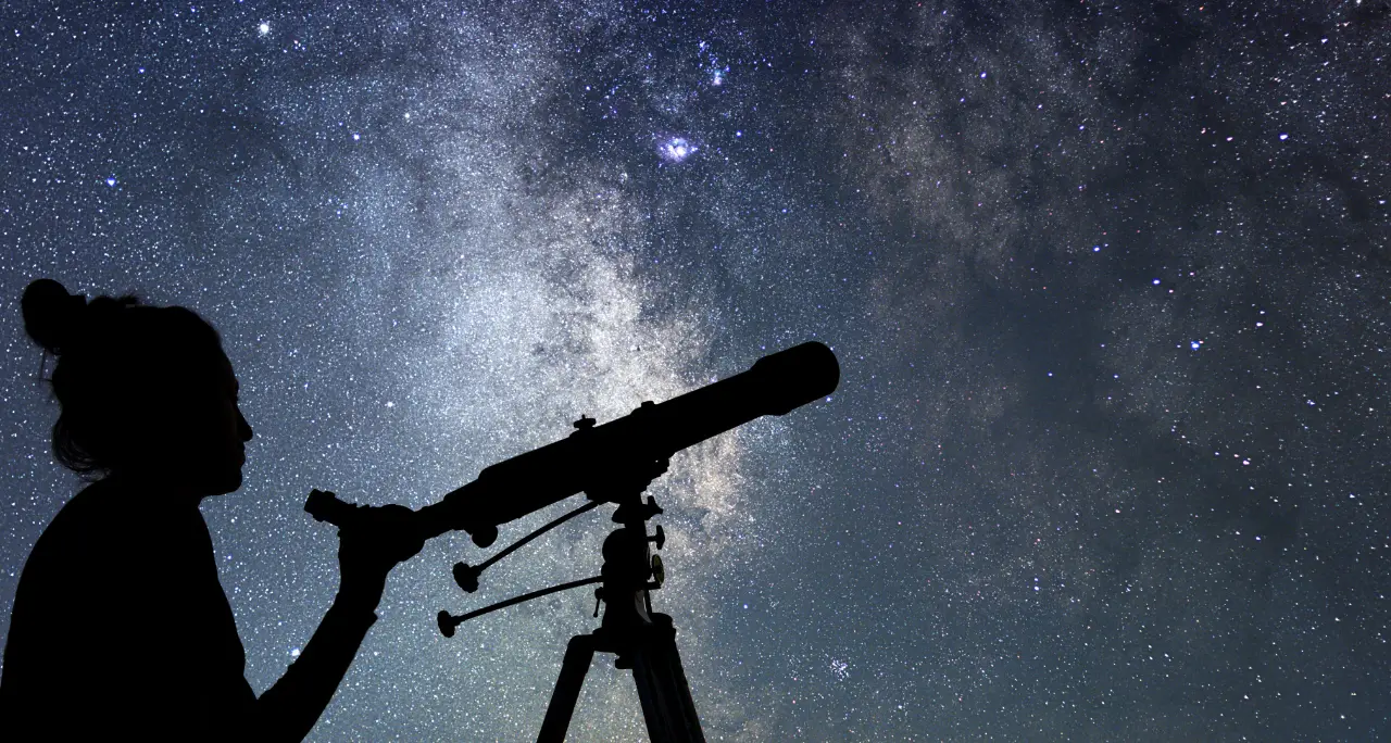 Al Popilia Country Resort un “Viaggio fra le Stelle”: osservazione del cielo con strumenti professionali e ingresso gratuito\n