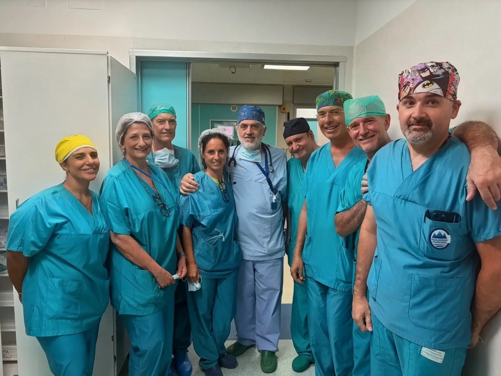 Neonata di appena 2 chili operata a Catanzaro per una rara malformazione congenita:\u00A0l’équipe Dulbecco-Gaslini funziona\n