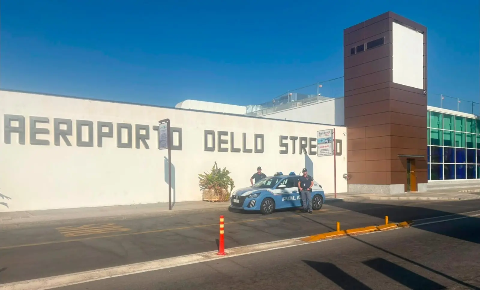 Portafogli rubato trovato in un cestino all’aeroporto di Reggio Calabria: denunciate due donne\n