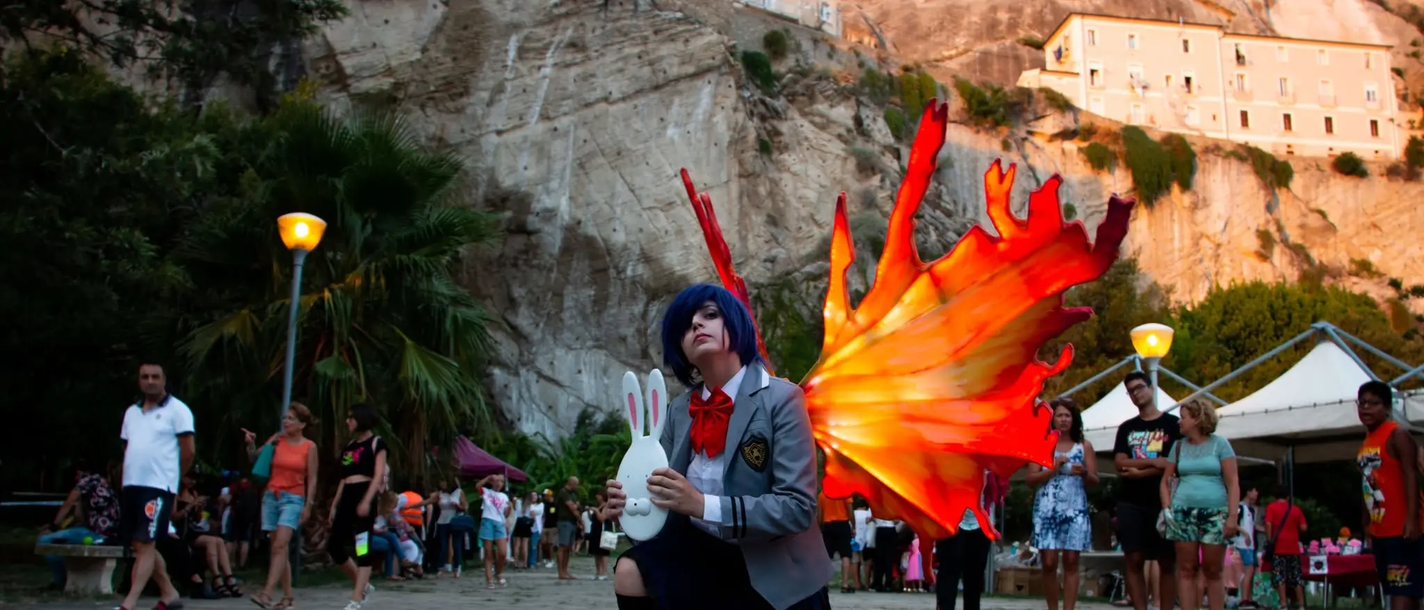 Amantea Comics, torna il festival della cultura pop: il 21 e 22 agosto la IX edizione al parco “La Grotta”\n