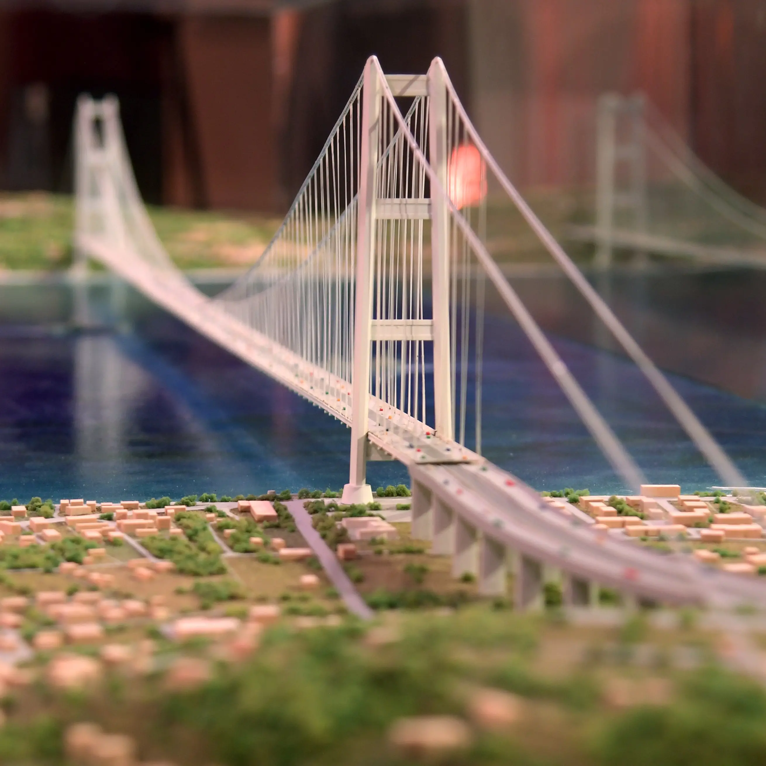 <p>Ponte sullo Stretto, 40 chilometri di nuove opere e un «cervello» digitale: così cambia la mobilità</p>