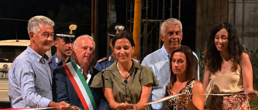 Scido guarda al futuro: inaugurati il nuovo anfiteatro comunale e l’area fitness\n