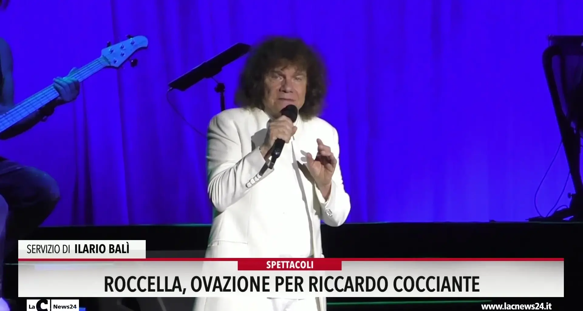 Roccella, ovazione per Riccardo Cocciante