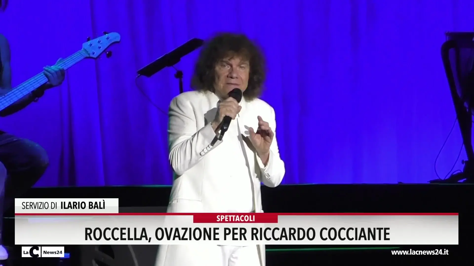 Roccella, ovazione per Riccardo Cocciante