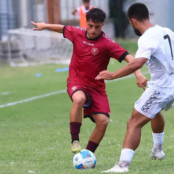 Reggina, sfuma la vittoria nell’ultimo test match degli amaranto: la Sanremese rimonta e vince 2-1\n