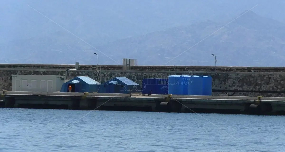 Migranti, il Viminale espande la mappa dei valichi di frontiera e zone di transito: nell’elenco anche Reggio Calabria\n\n\n