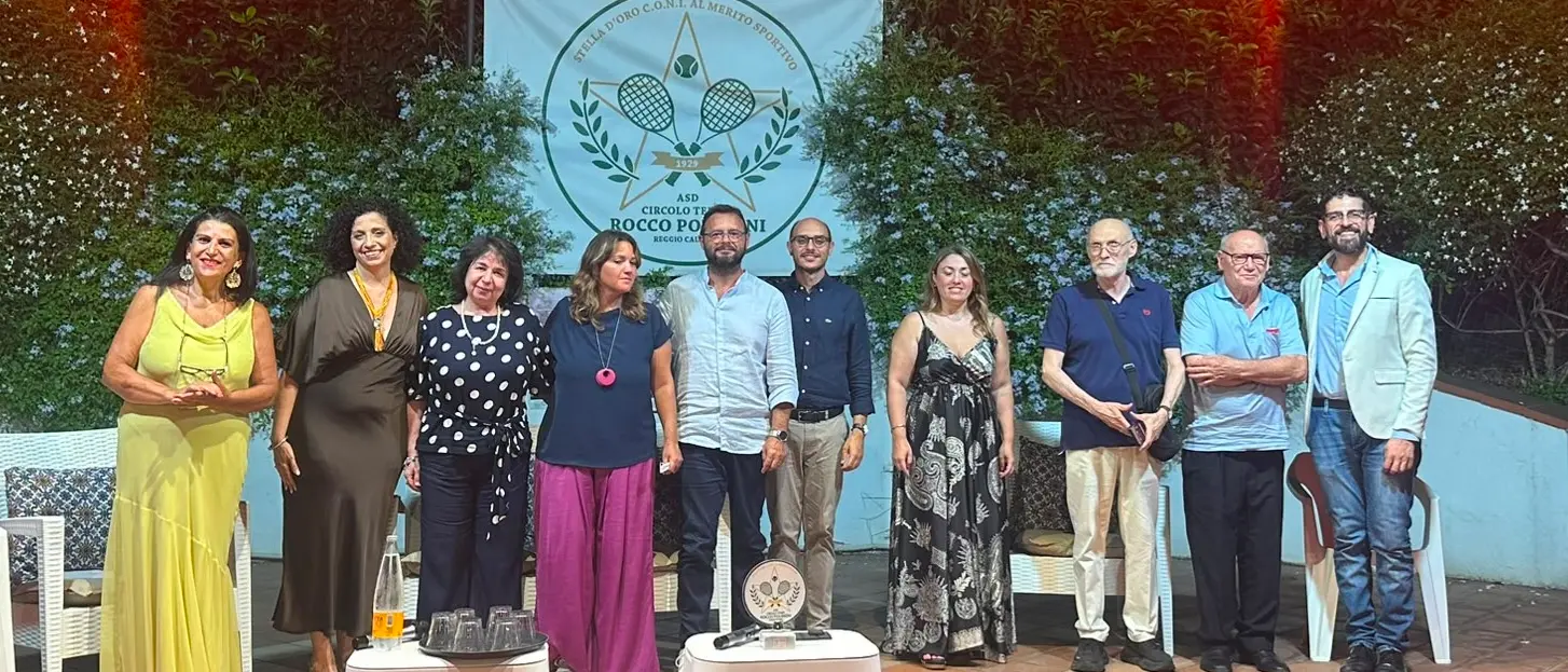 “Varcare la soglia”, a Reggio un salotto letterario tra teatro, musica e memoria\n