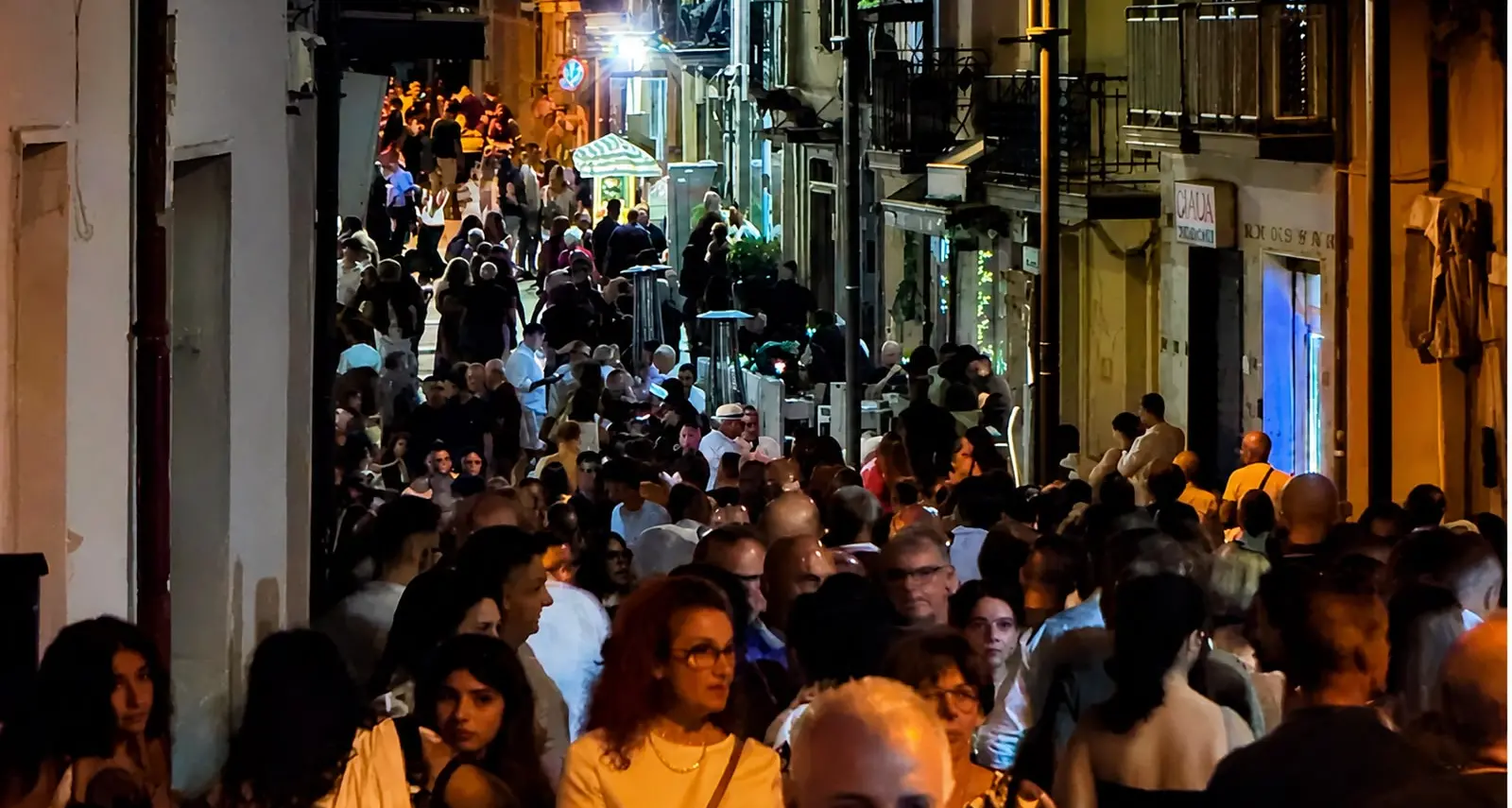 Acri, dietrofront sul “coprifuoco” per gli under 14: interviene la Prefettura\n