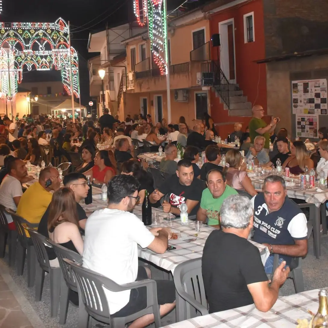 Mileto, la Sagra paesana di San Giovanni si conferma tra le mete culinarie più apprezzate dell'estate vibonese\n
