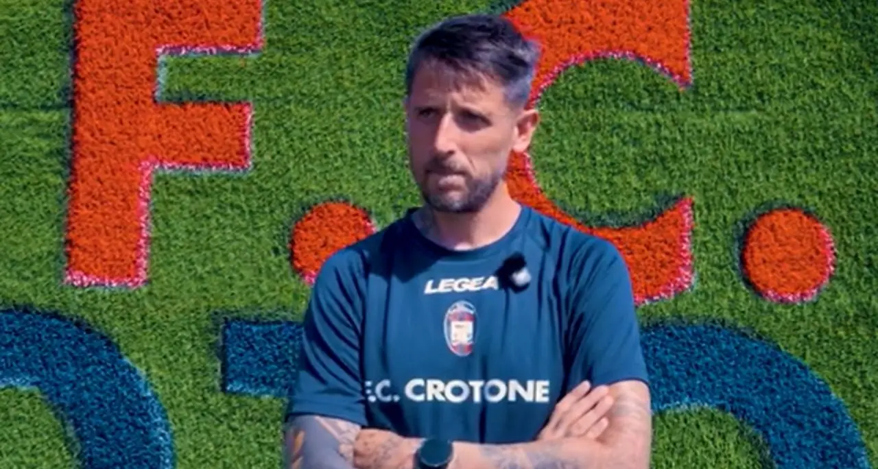 Fc Crotone, Greco aspetta il Cosenza: «Vogliamo passare il turno. Formazione?\u00A0Valuteremo fino all’ultimo»\n