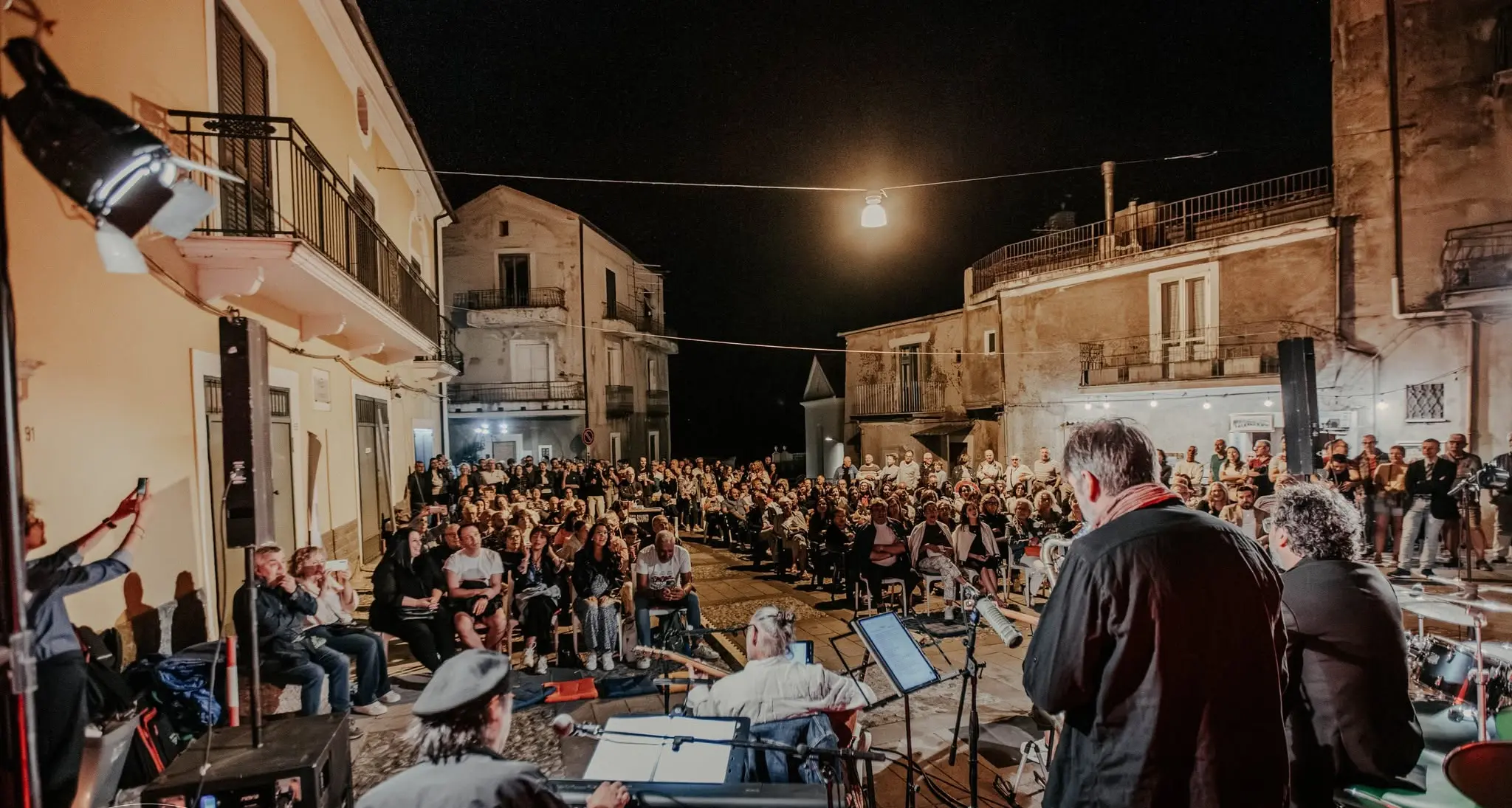 Salgemma Lungro Festival, tre giorni tra musica, teatro, sapori e memoria della miniera\n