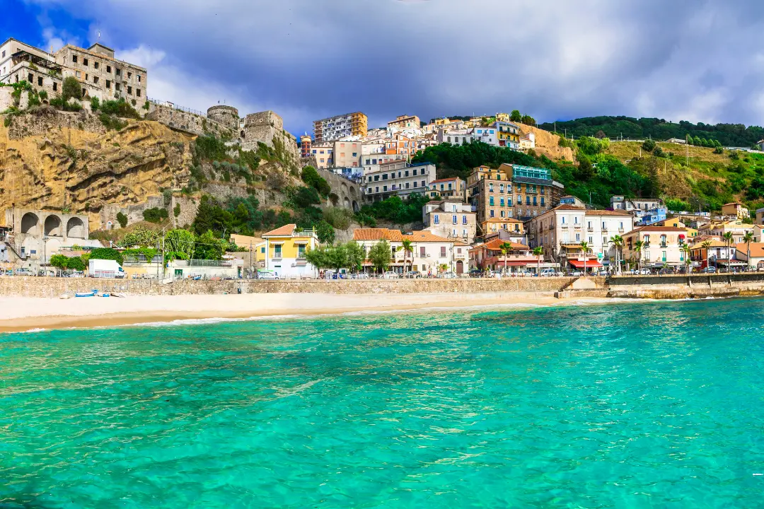 Pizzo celebra i sapori del mare e la sua comunità: due giorni di sagre\u00A0tra tonno, pesce azzurro e\u00A0tartufo gelato\n