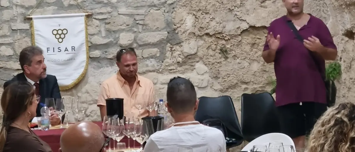 La Fisar di Reggio Calabria celebra il Syrah al castello di Ardore\n