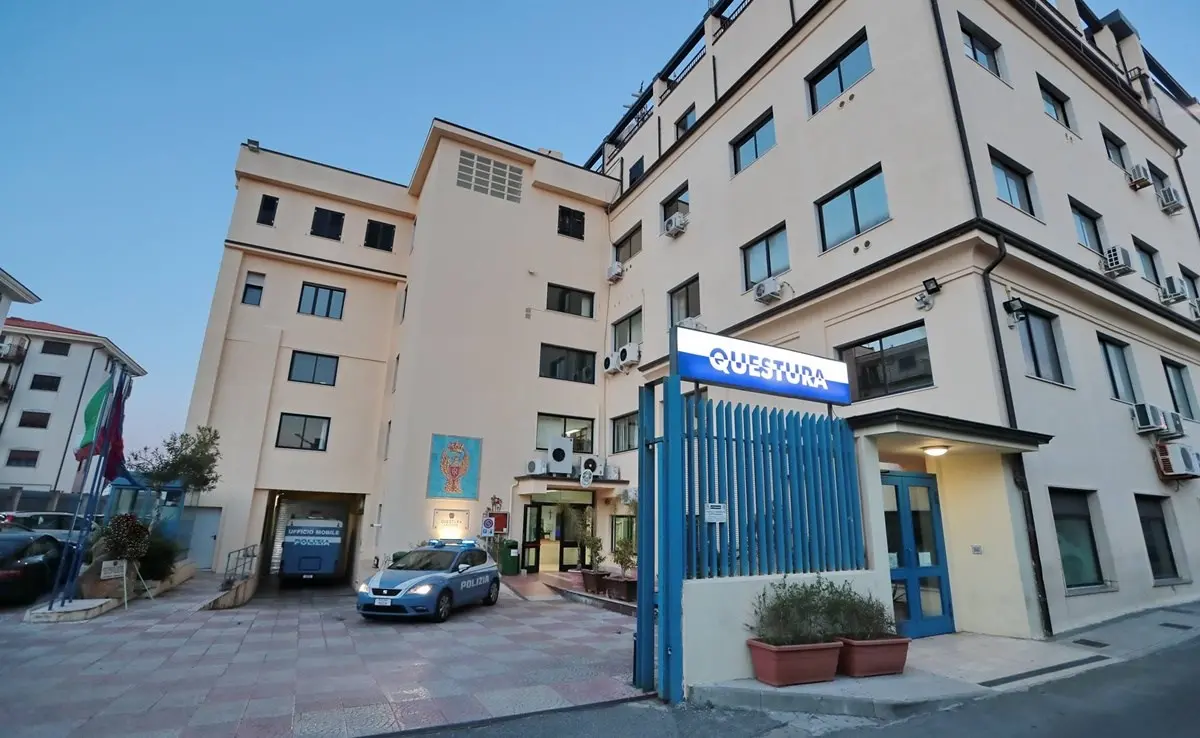 Crotone, nasconde 35 grammi di droghe sintetiche\u00A0negli slip: arrestato\u00A0\n