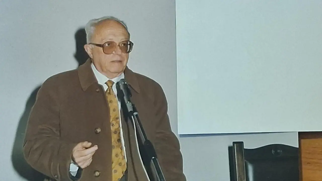 Vibo rende omaggio a Michele Aiello: giovedì l’intitolazione di una strada allo storico docente e politico\n