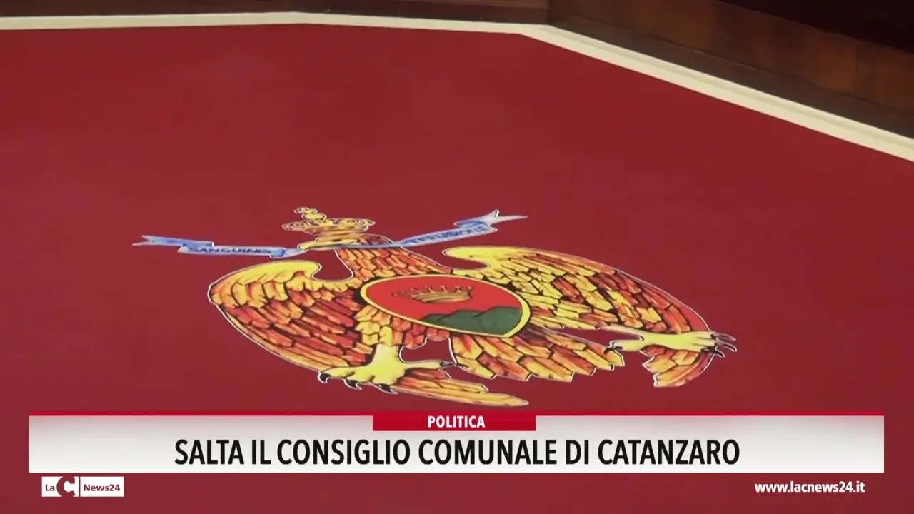 Salta il consiglio comunale di Catanzaro