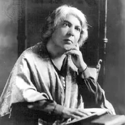 Grazia Deledda, cento anni dal Nobel e il torto di una letteratura che non ha ancora saputo riconoscerla\n