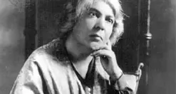 Grazia Deledda, cento anni dal Nobel e il torto di una letteratura che non ha ancora saputo riconoscerla\n