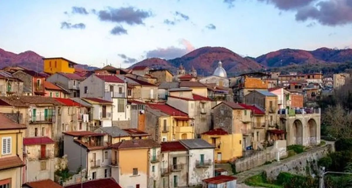 Cinquefrondi, beni confiscati alla criminalità: al via il bando per affidarli ad associazioni ed enti\n