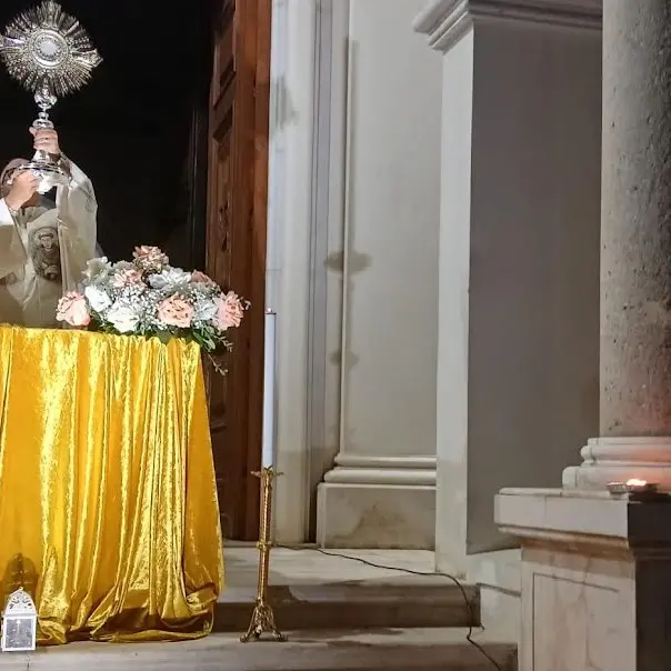 Palmi,\u00A0una notte di profonda spiritualità per la festa di Santa Chiara\n