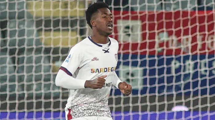 Cagliari\\u00C2?s Yael Trepy jubilates after scoring the goal 2_2 during the Italian Serie A soccer match US Cremonese - Cagliari Calcio at Stadio Giovanni Zini in Cremona, Italia, 8 January 2026. ANSA/DAVIDE CASENTINI , ANSA