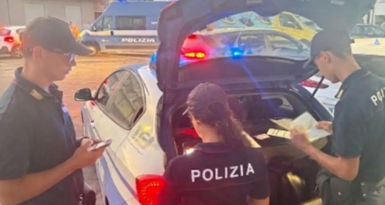 Crotone, rissa in pista da ballo tra più persone: chiusa una discoteca per 15 giorni\n