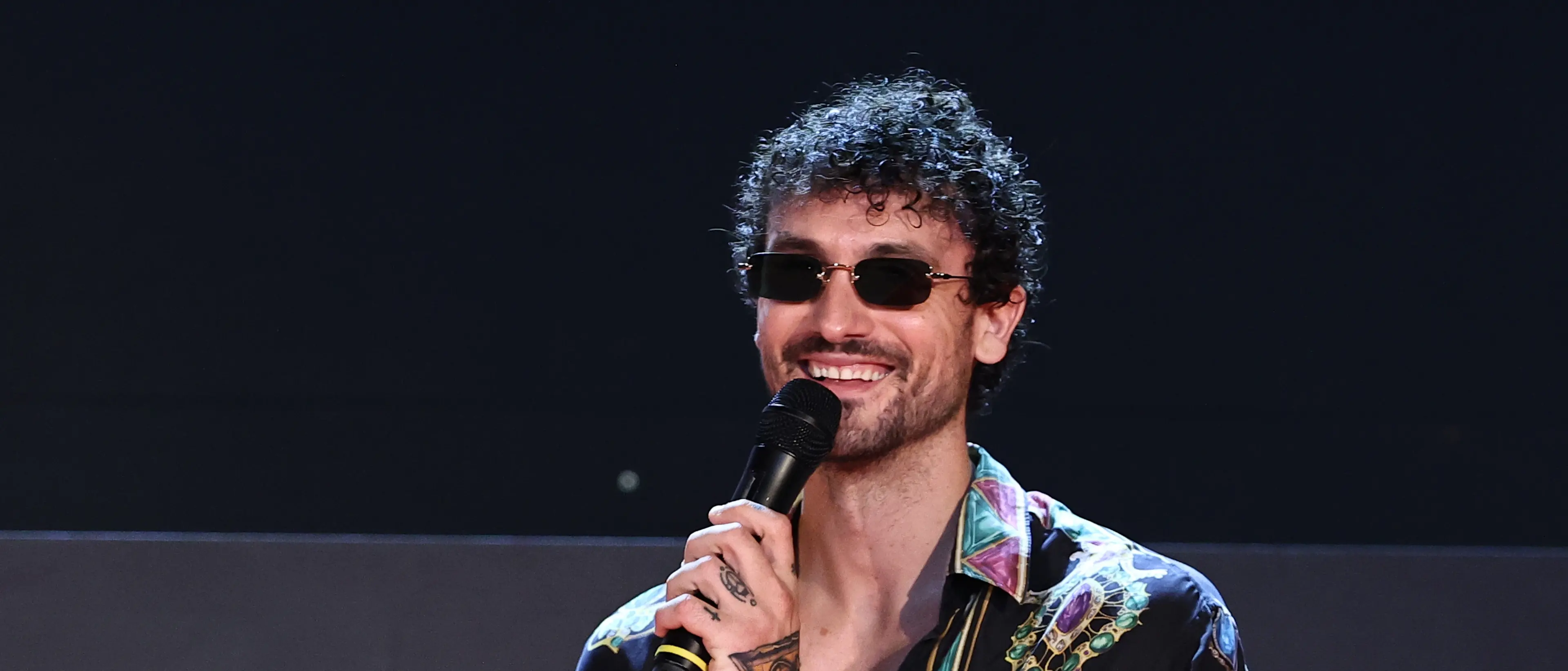 Carl Brave in concerto stasera a Vibo Marina: performer, luci ed eventi musicali di ogni tipo per\u00A0“Una Notte da Sogno”\n