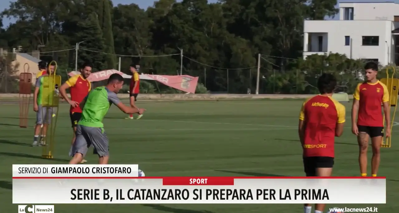 Serie B: il Catanzaro si prepara per la prima