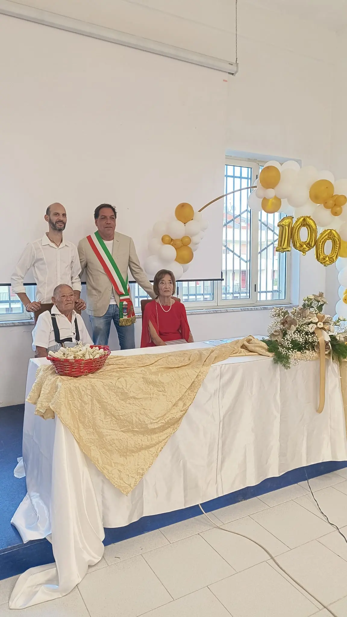 Brancaleone celebra i 100 anni di Paolo Cristiano, un secolo di vita custodito nella memoria del paese\n