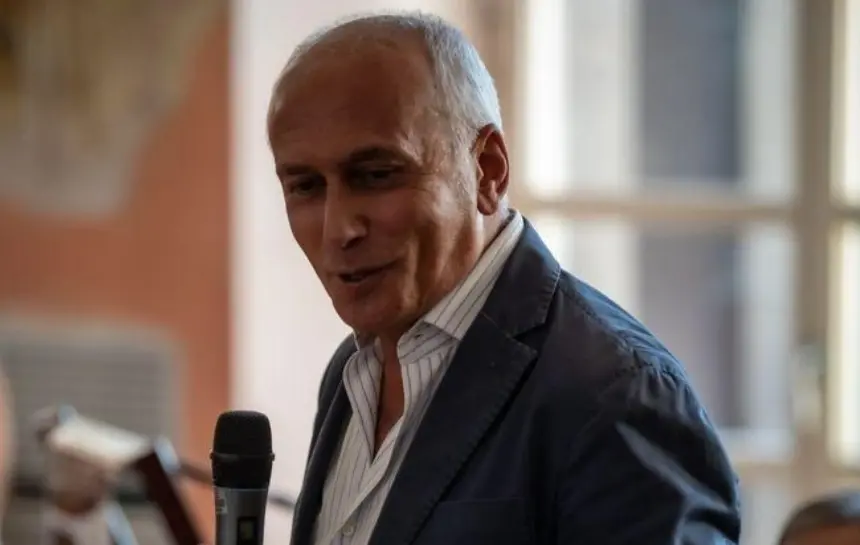 Il Cosenza si allena al “Marulla”, Caruso minaccia la denuncia: «Violata la mia ordinanza»