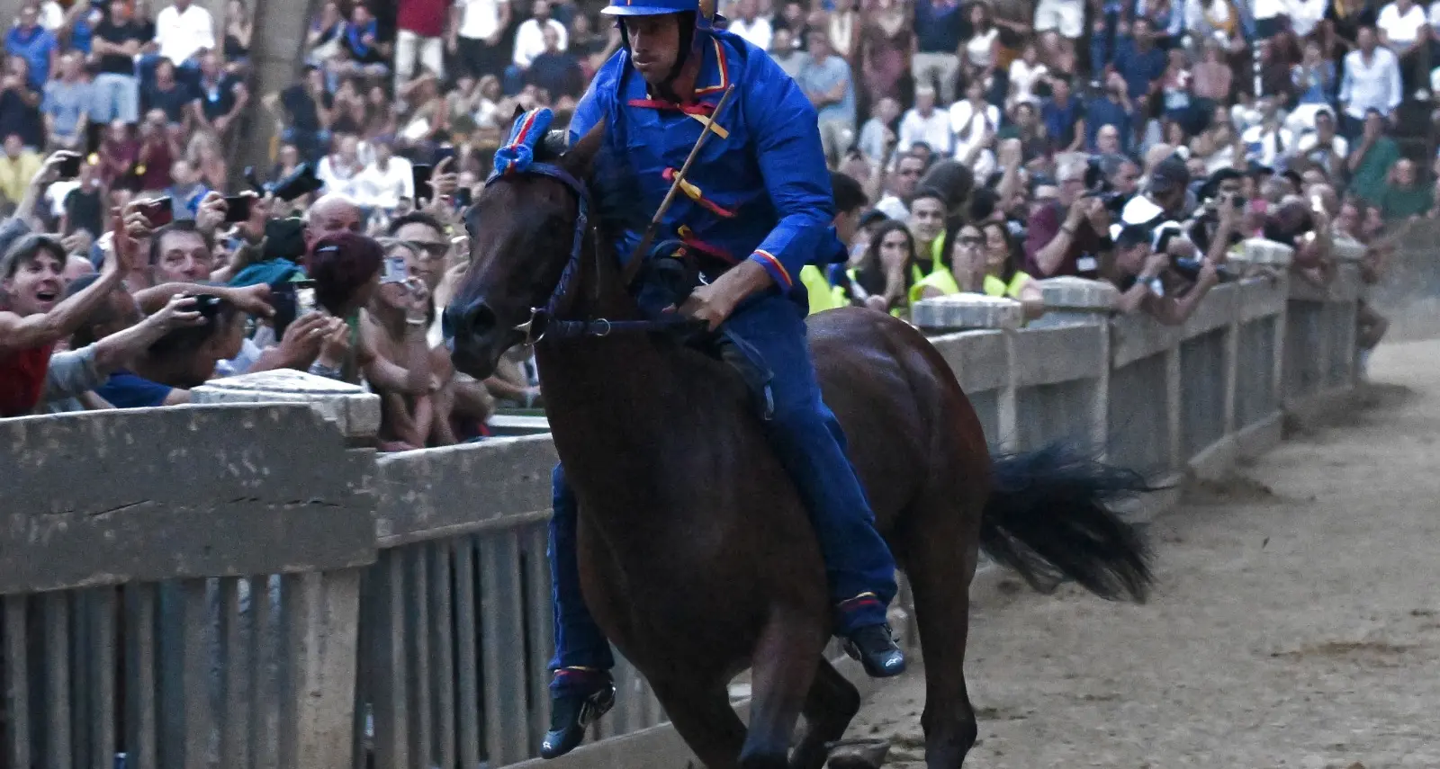 Il Palio di Siena e il diritto della tradizione: quando il passato non basta più\n