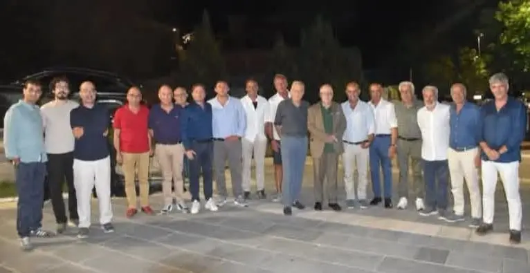 Radio Brutium, a Paravati torna a suonare la storia: dopo 50 anni la rinascita dell’emittente\n