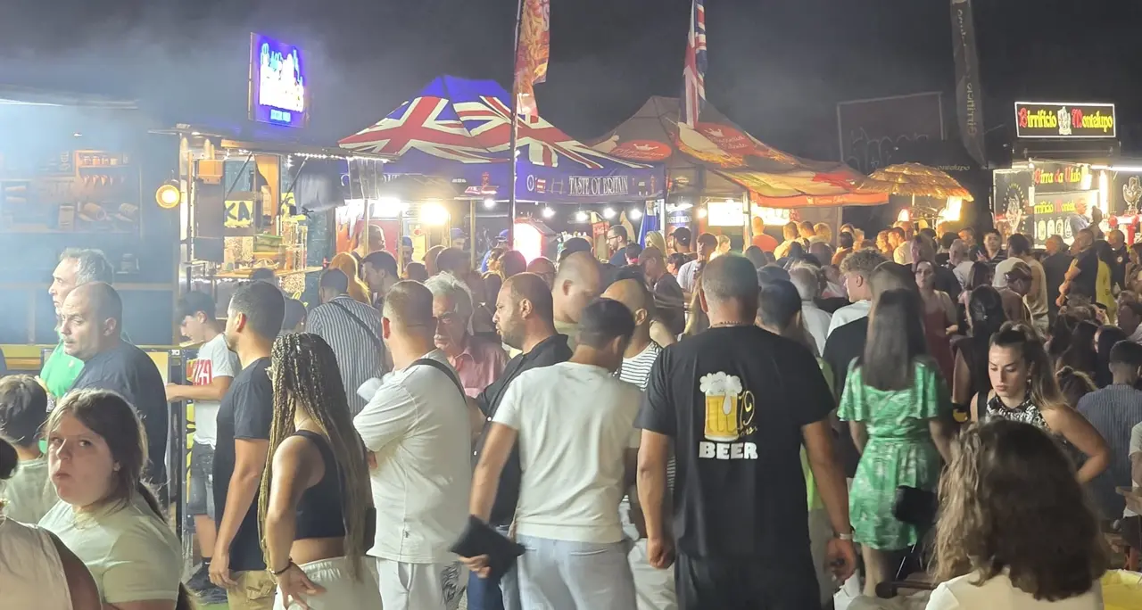 Ricadi,\u00A0«tremila presenze a sera per l’International Street Food»: Torre Marrana diventa una nuova piazza