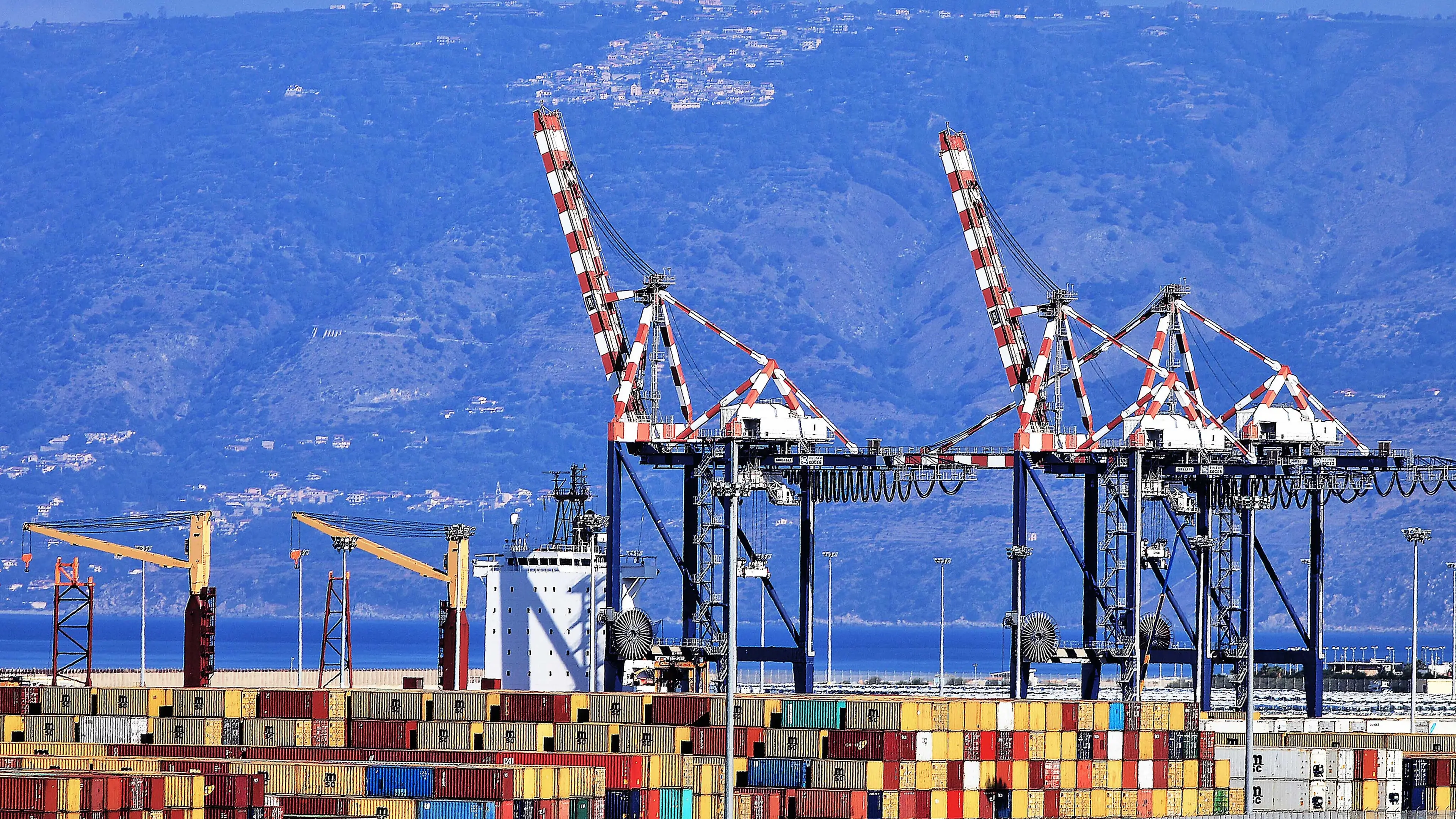 Gioia Tauro - Il Porto di Gioia Tauro. Containers , Agenzia Fotogramma