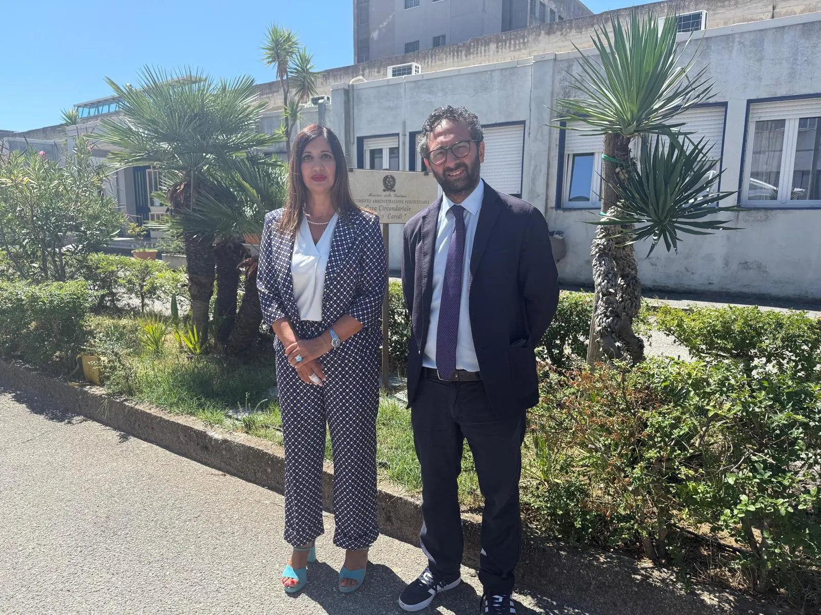 “Ristretti in agosto”, la vicesindaca Iemma e il presidente Bosco alla visita nel carcere di Catanzaro: «La città non dimentica. Il reinserimento sociale è un dovere di civiltà e sicurezza»\n