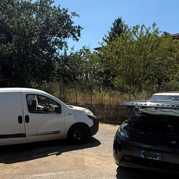 Incidente tra Spilinga e Ricadi, scontro tra due auto: tanta paura ma passeggeri illesi\n
