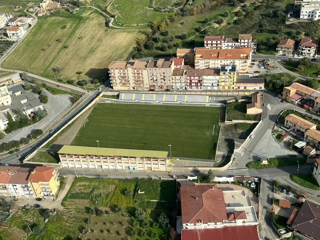 Cassano Sybaris, il mercato entra nel vivo: Mazzei e Surace per alzare l’asticella\n