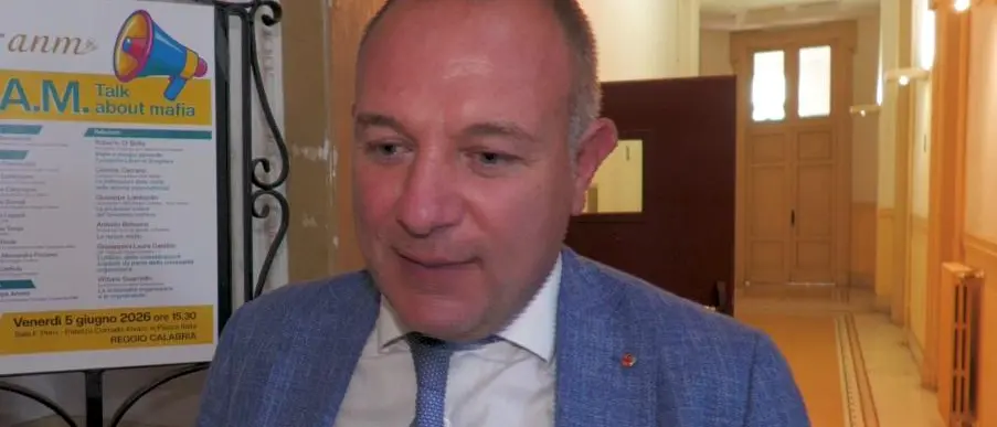 Il filo rosso della ‘Ndrangheta, la “stanza dei bottoni” sull’asse Reggio-Milano\n