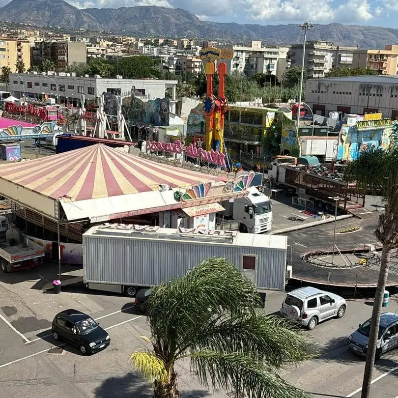 Giostre a Botteghelle per le Feste Mariane, i residenti chiedono lo stop a Cannizzaro: nel 2024 a contestare la scelta era l’opposizione di centrodestra\n