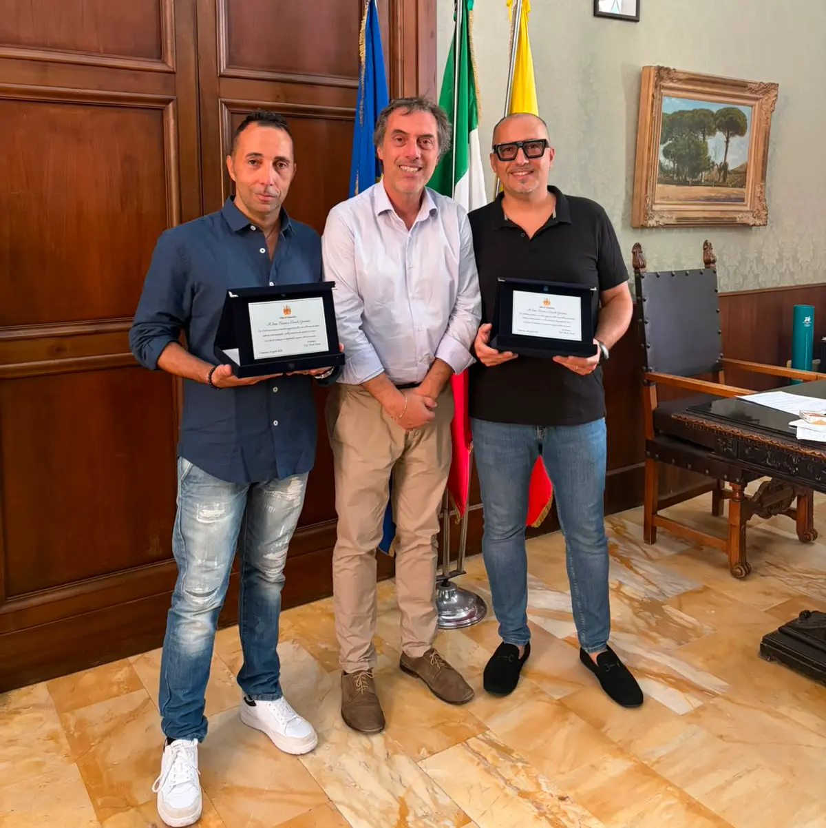 Comune, il sindaco Fiorita riceve a Palazzo De Nobili i produttori Ivan Nasini e Danilo Gariani\n