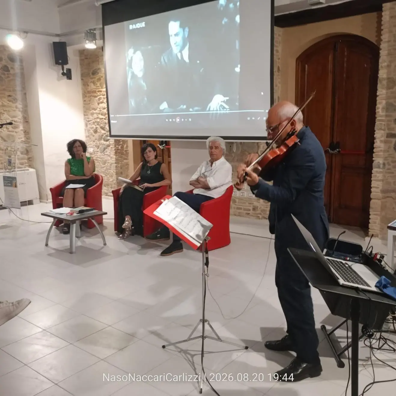 Terranova Sappo Minulio, presentato il libro di Mimmo Gangemi\n