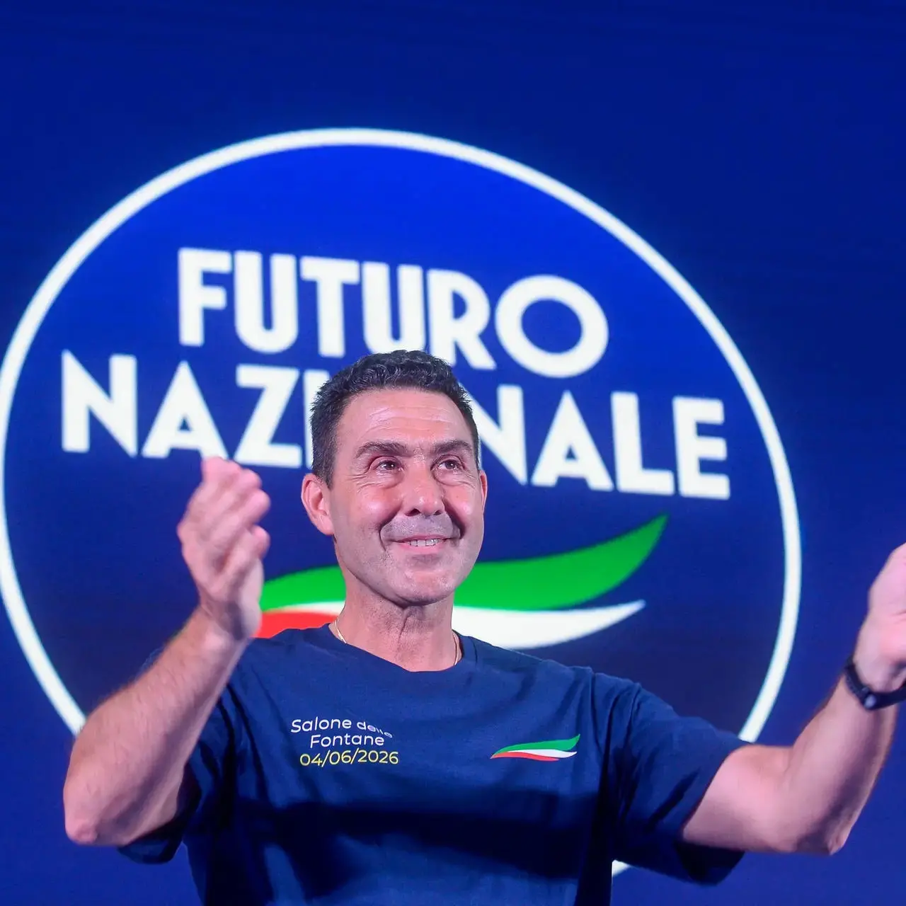 Vannacci, il traghetto verso Montecitorio si riempie: ecco chi prepara le valigie in Calabria\n